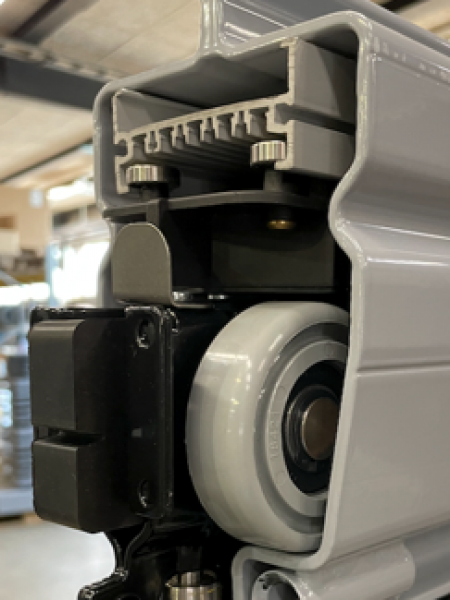 internal-conductor-rail